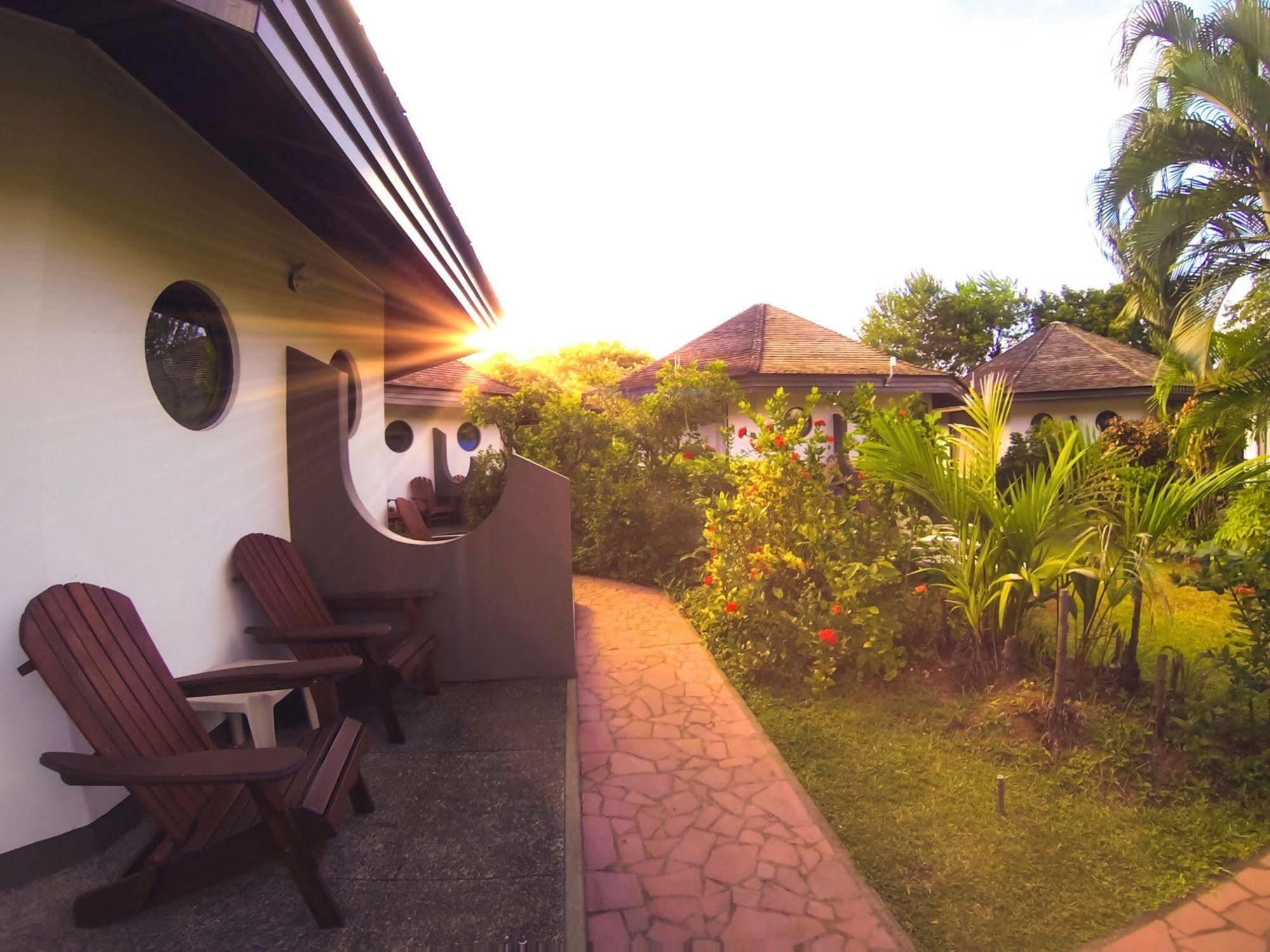 Kariwak Village Holistic Haven Crown Point Exterior photo